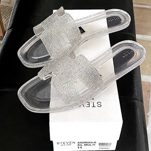 STEVEN NEW YORK STEVE MADDEN Silver Metallic Flat Sandals Rhinestones Slip on